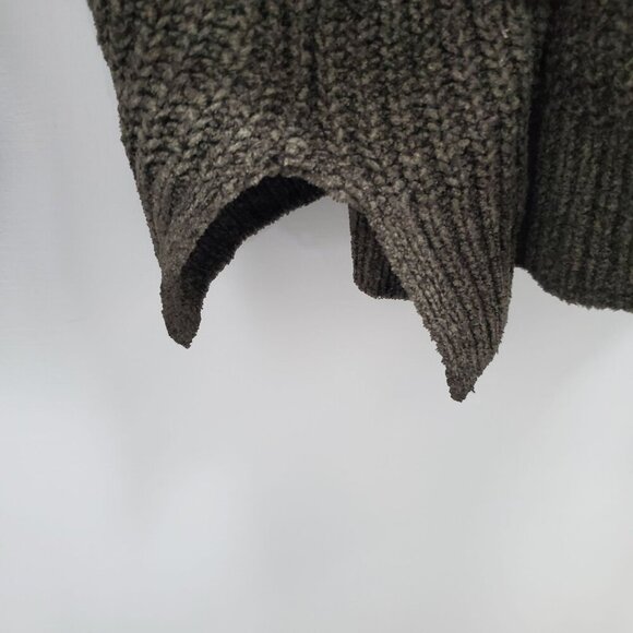 Pink Rose Women's Olive Polyester Plush Knit X-Back Soft V-Neck Sweater Size‎ L - Picture 2 of 6